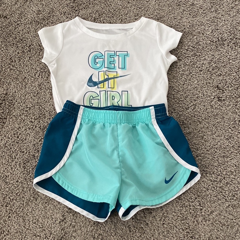 2T Nike Set
